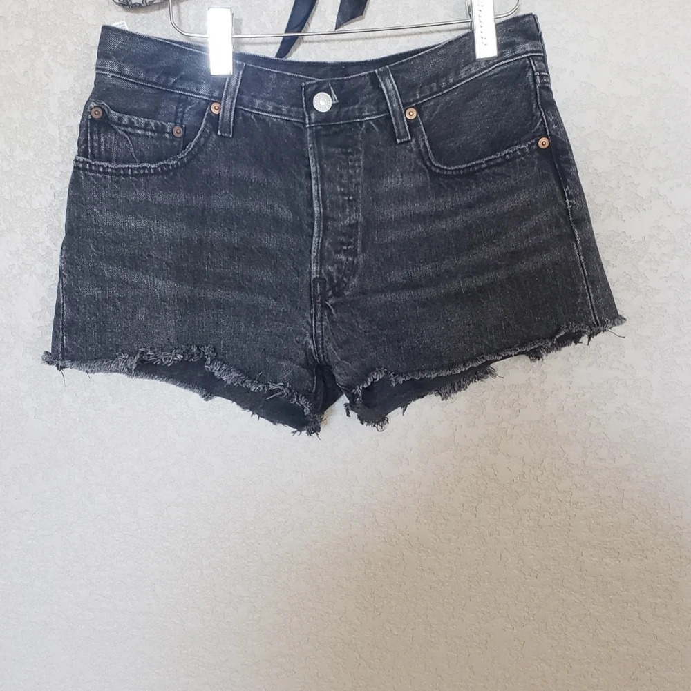 Levi's 501 button fly shorts